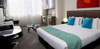 Aparthotel & Bondi Junction Sydney