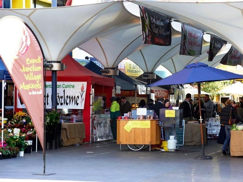 Aparthotel & Bondi Junction Sydney