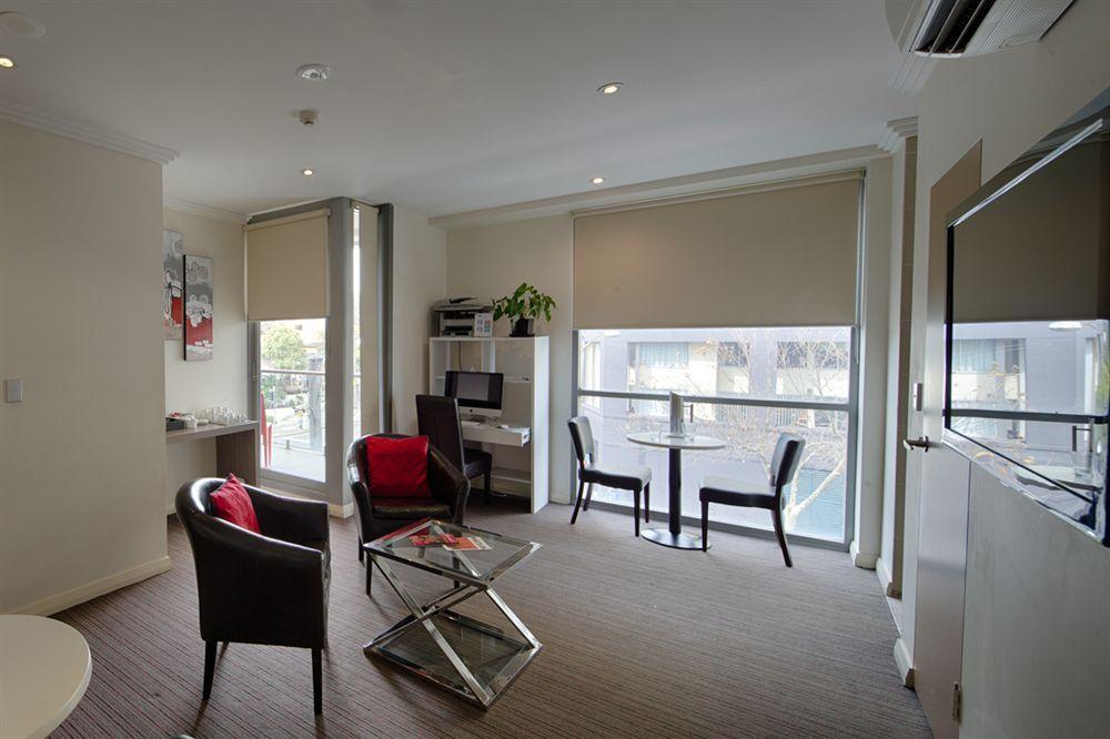 Quality Camperdown Hotel 4*