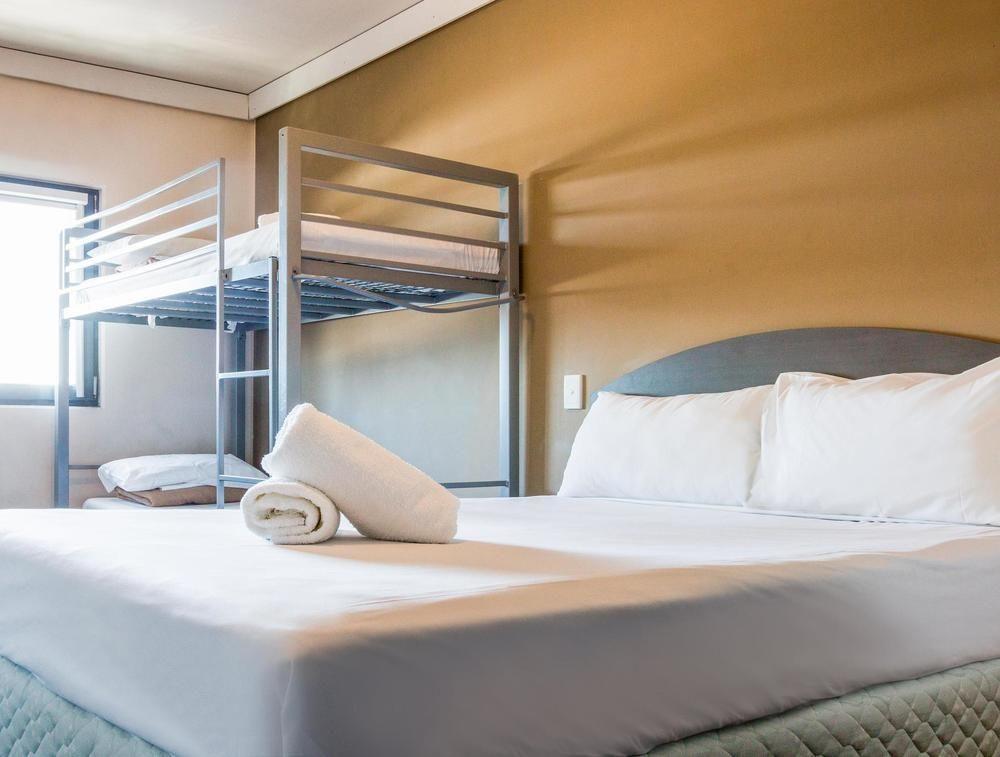 Ibis Budget East 3*