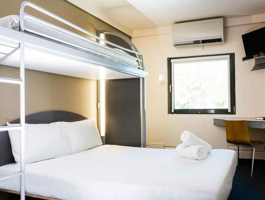 Ibis Budget East 3* Sydney