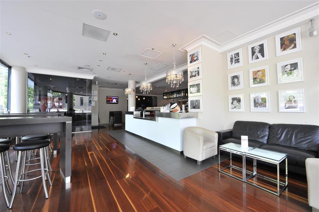 Rydges Hotel