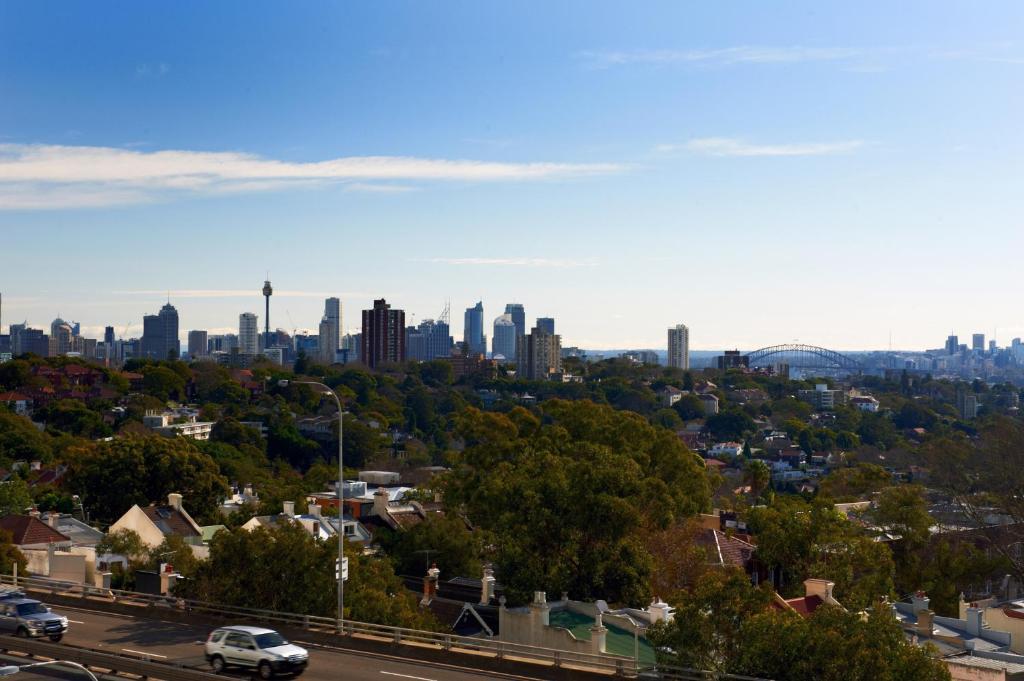 Aparthotel & Bondi Junction 4*