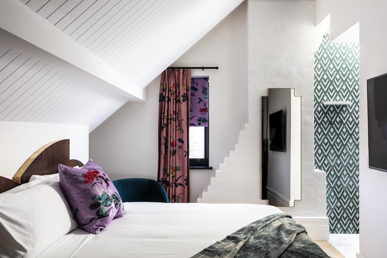 Hotel Crystalbrook Albion 5*