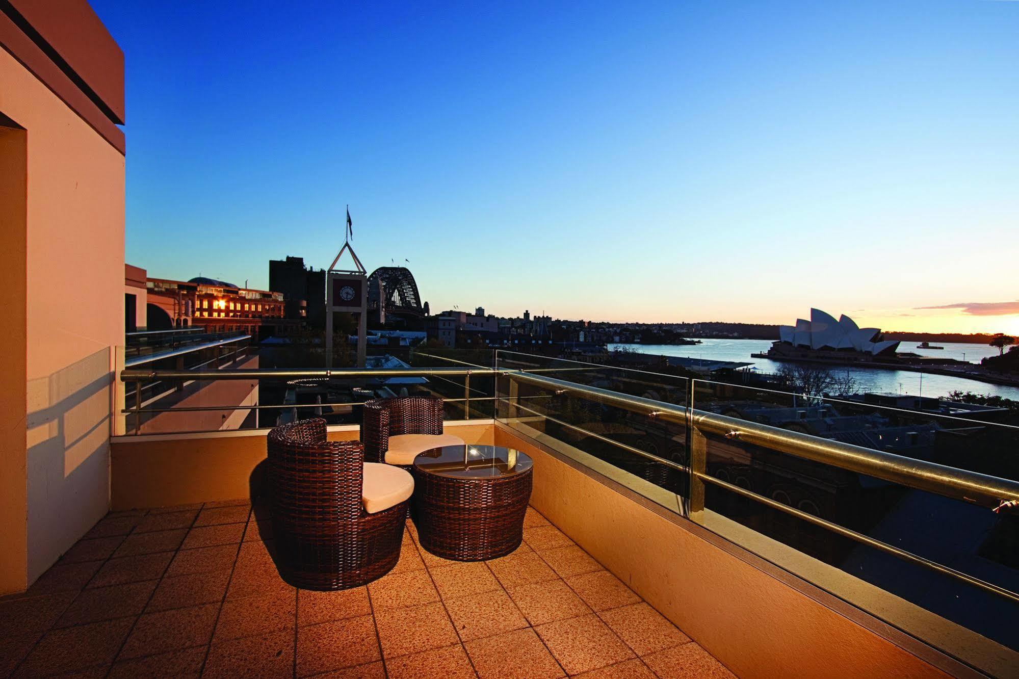 Rendezvous The Rocks Hotel 4*