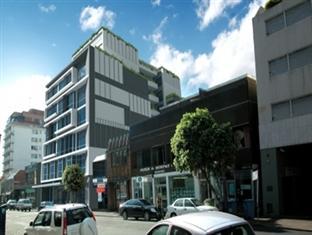 Aparthotel & Bondi Junction