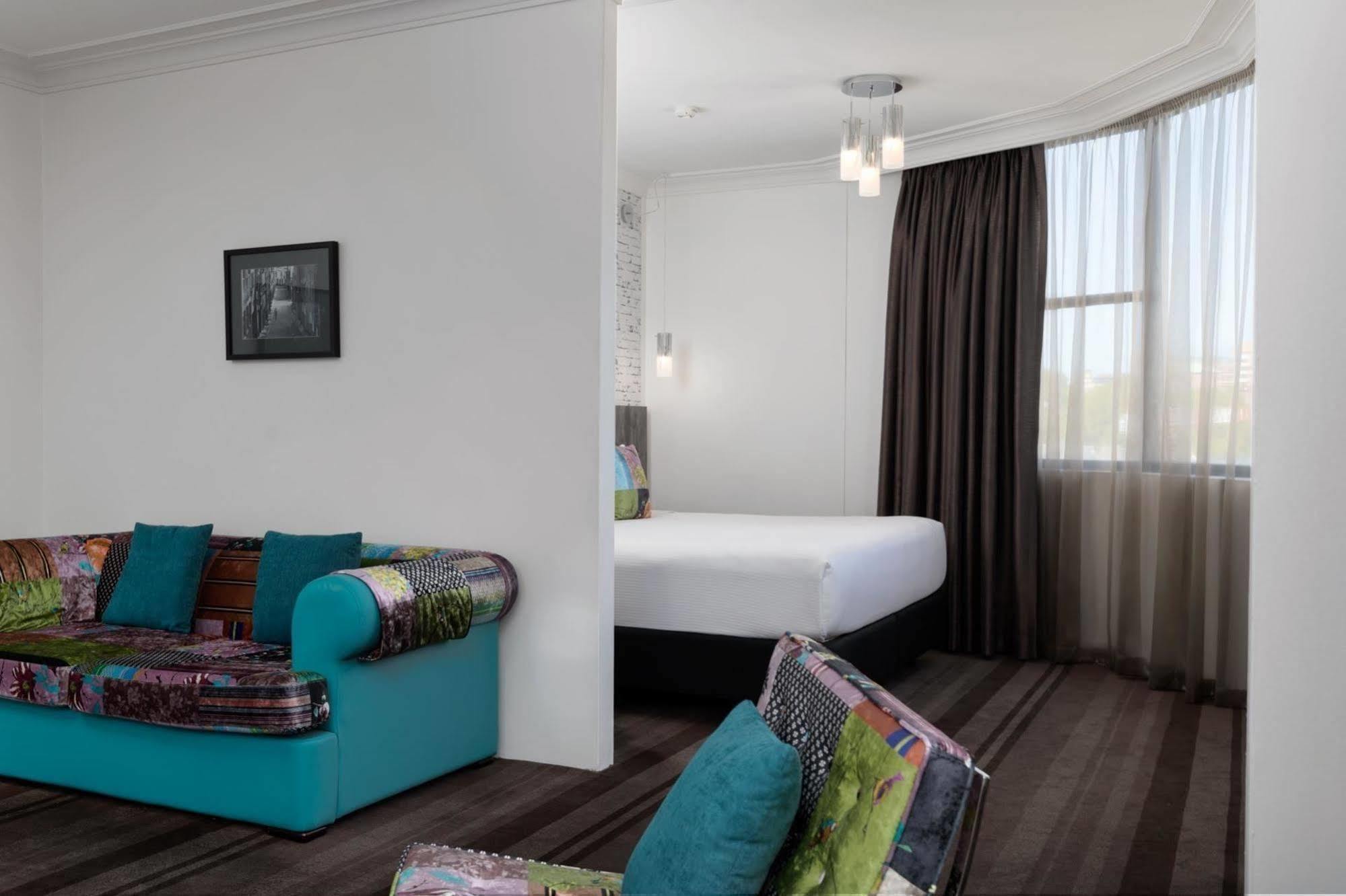 Rydges Hotel Sydney
