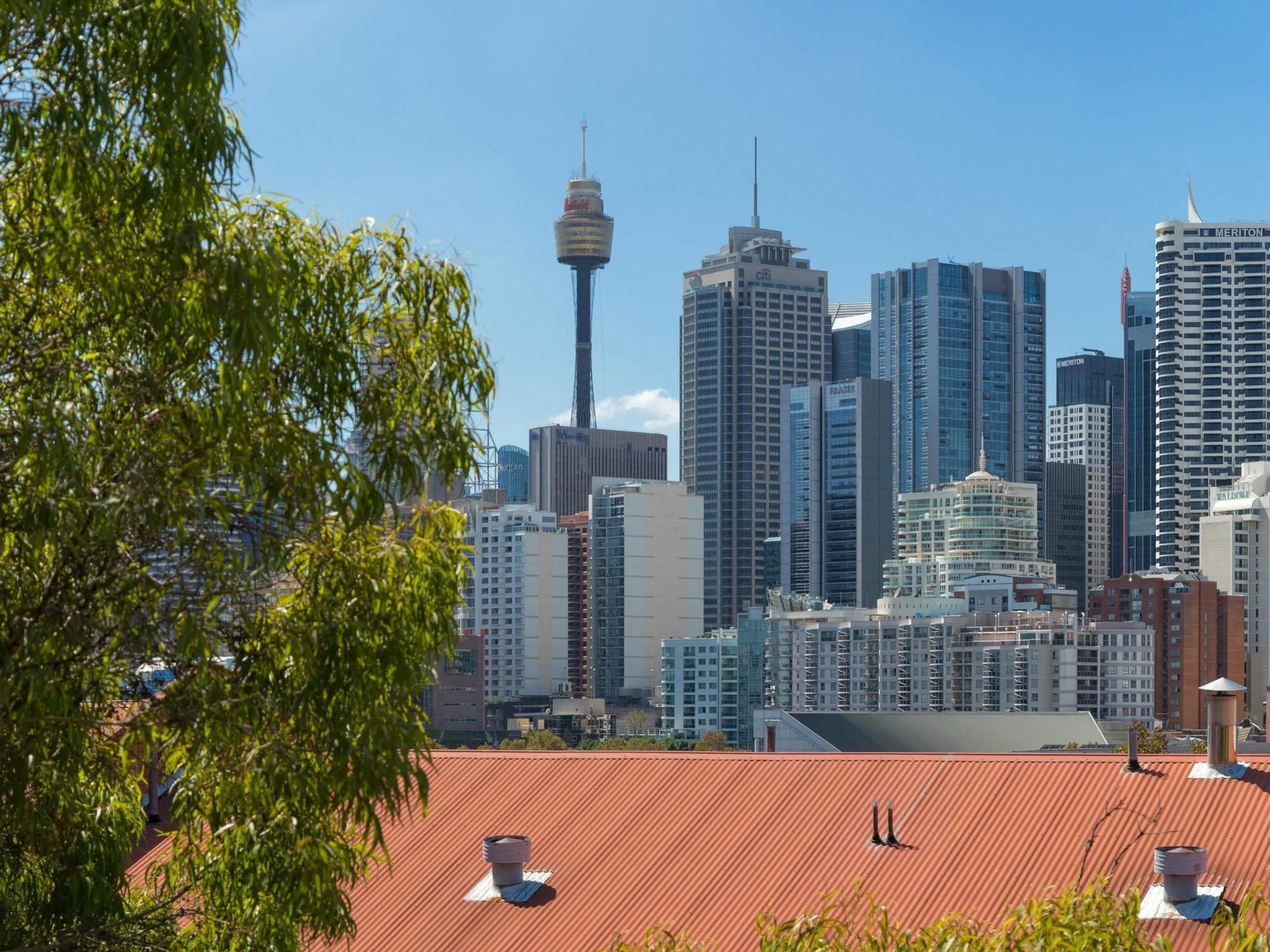Metro Aspire 4* Sydney