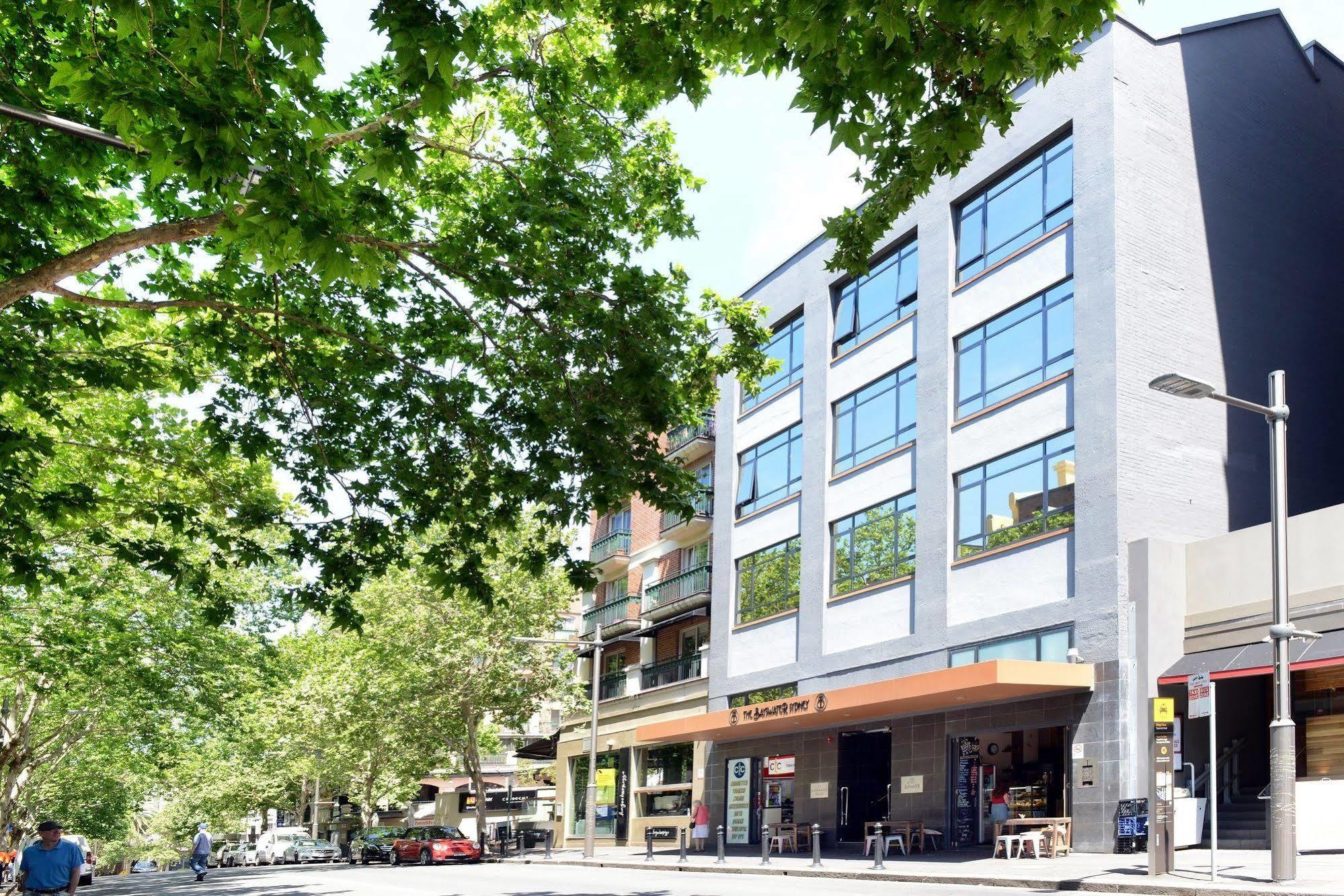 Diplomat Hotel 3*