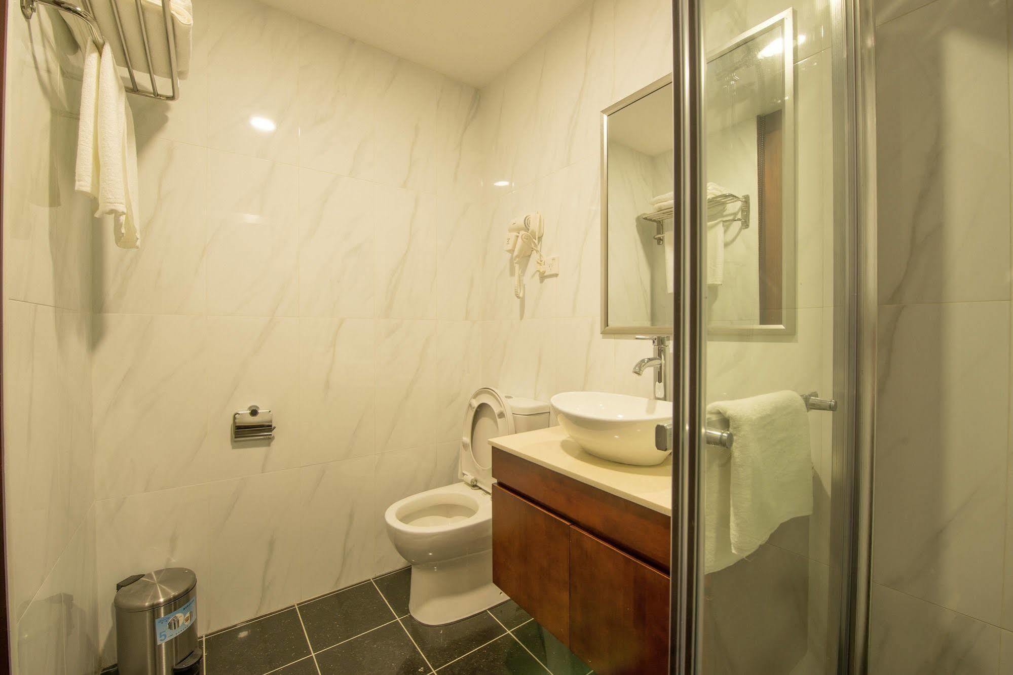 Megaboom City Hotel Sydney
