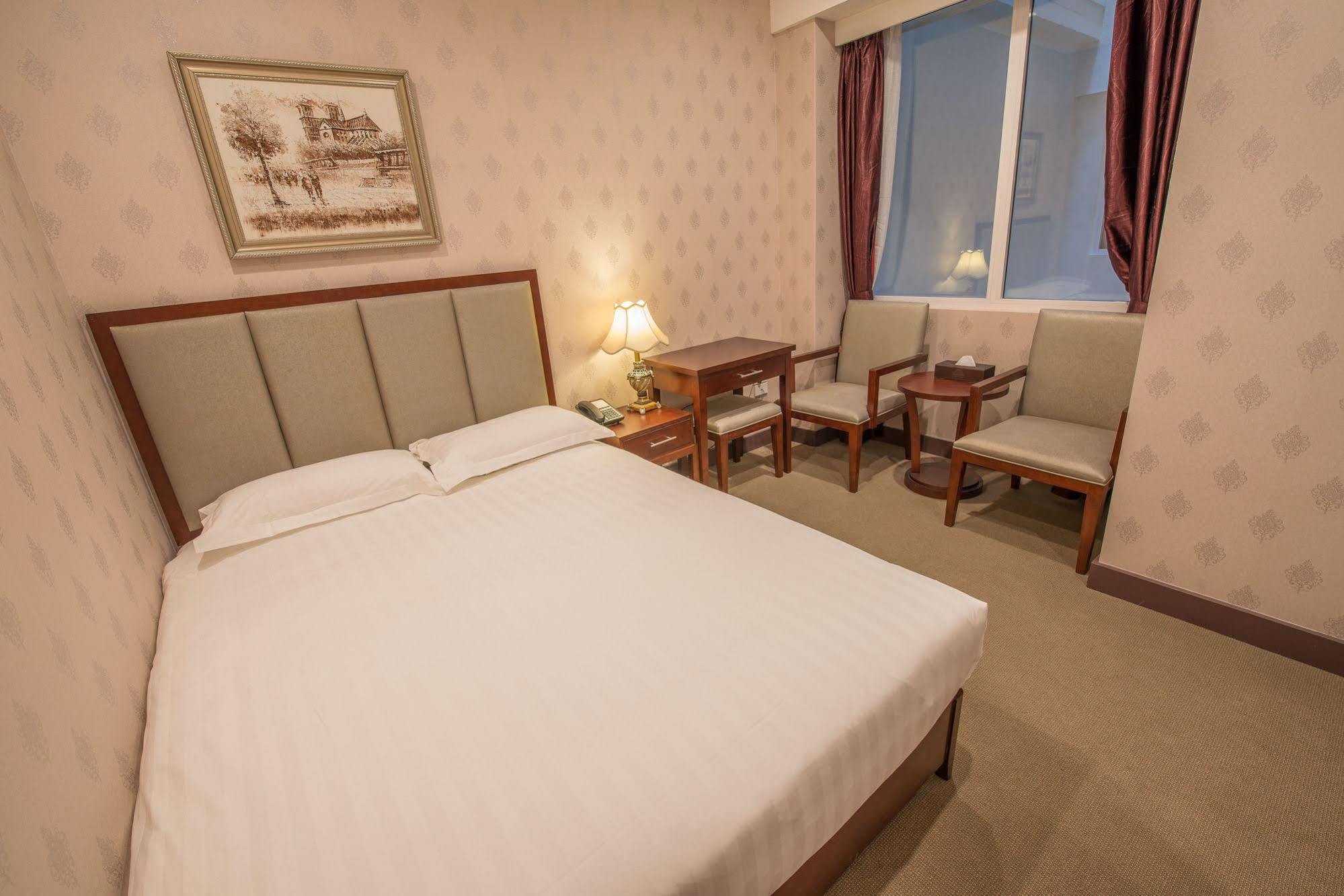 Megaboom City Hotel Sydney