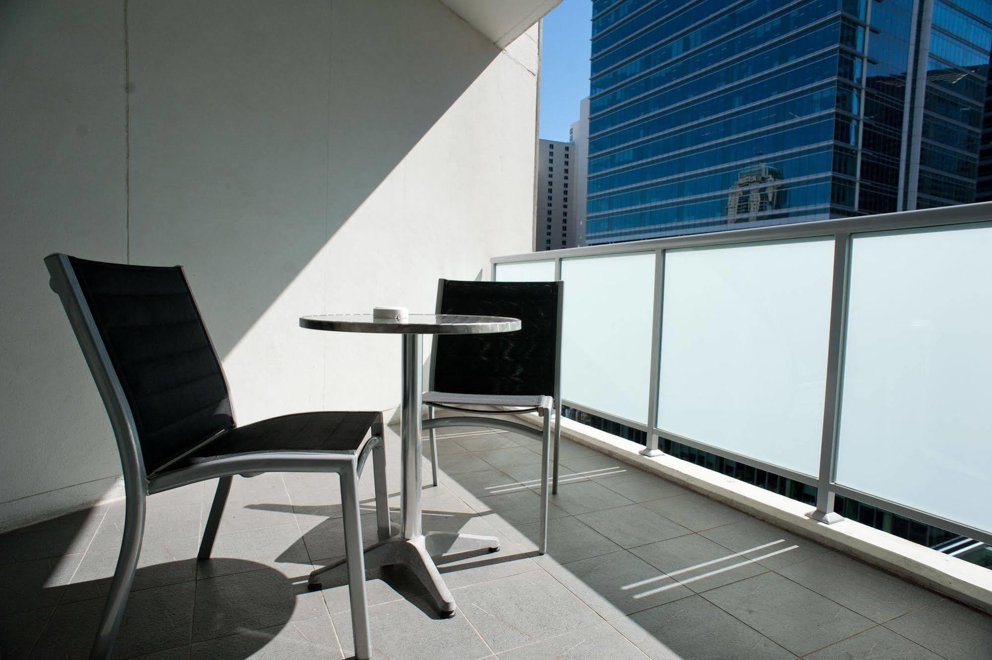 Apx World Square Aparthotel