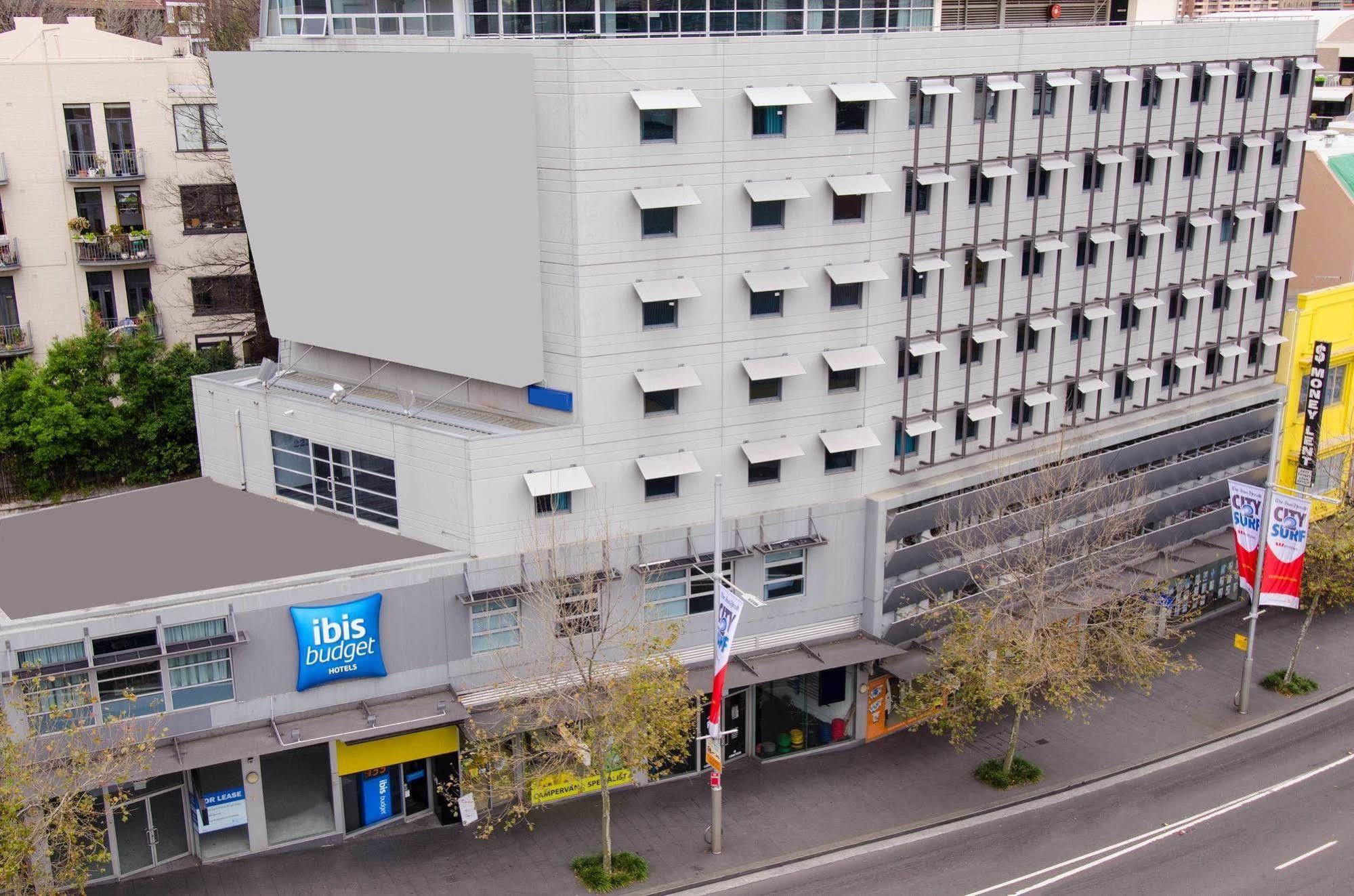 Ibis Budget East Hotel 3*