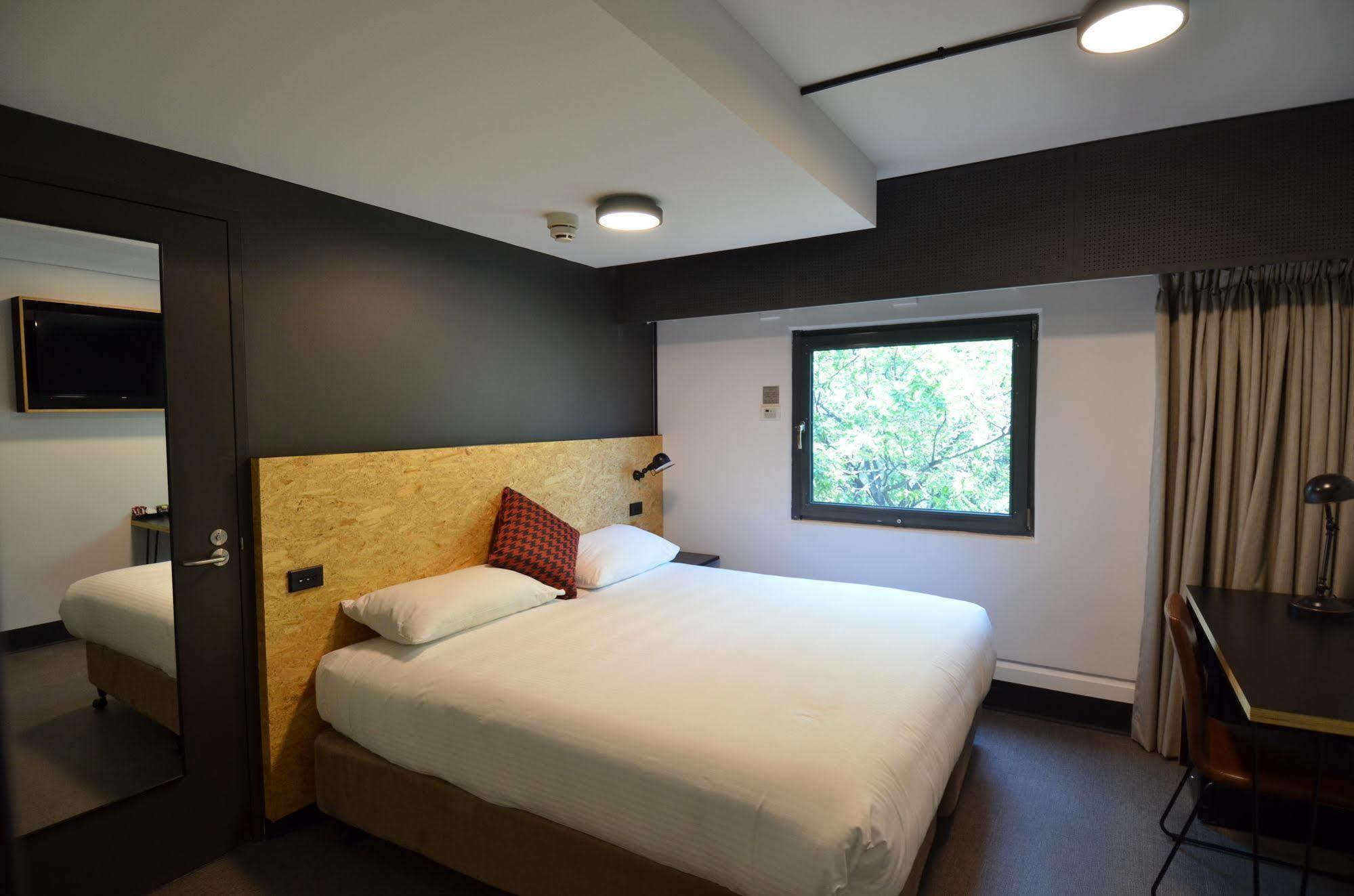 Ibis Budget East Hotel Sydney