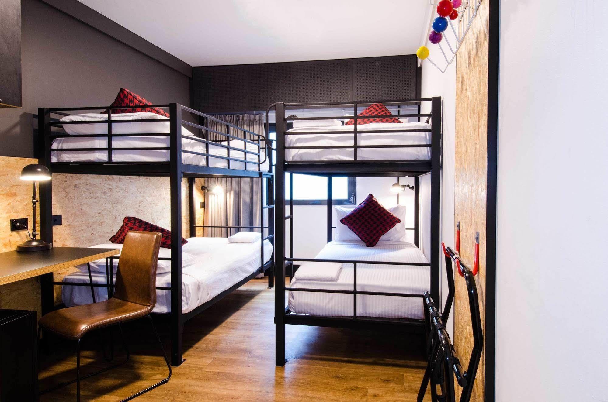 Ibis Budget East 3*
