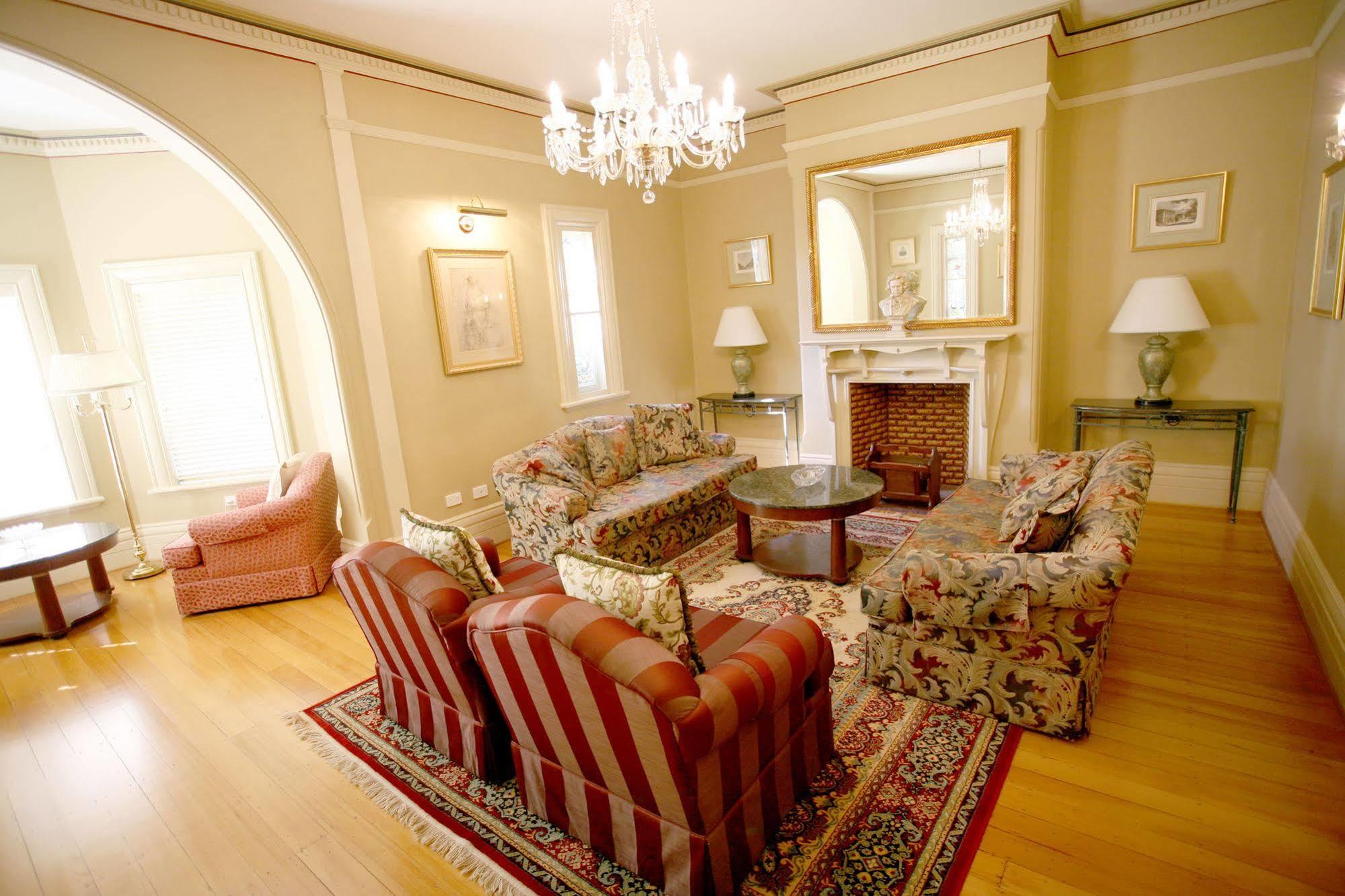 Hotel Darcy's 2*