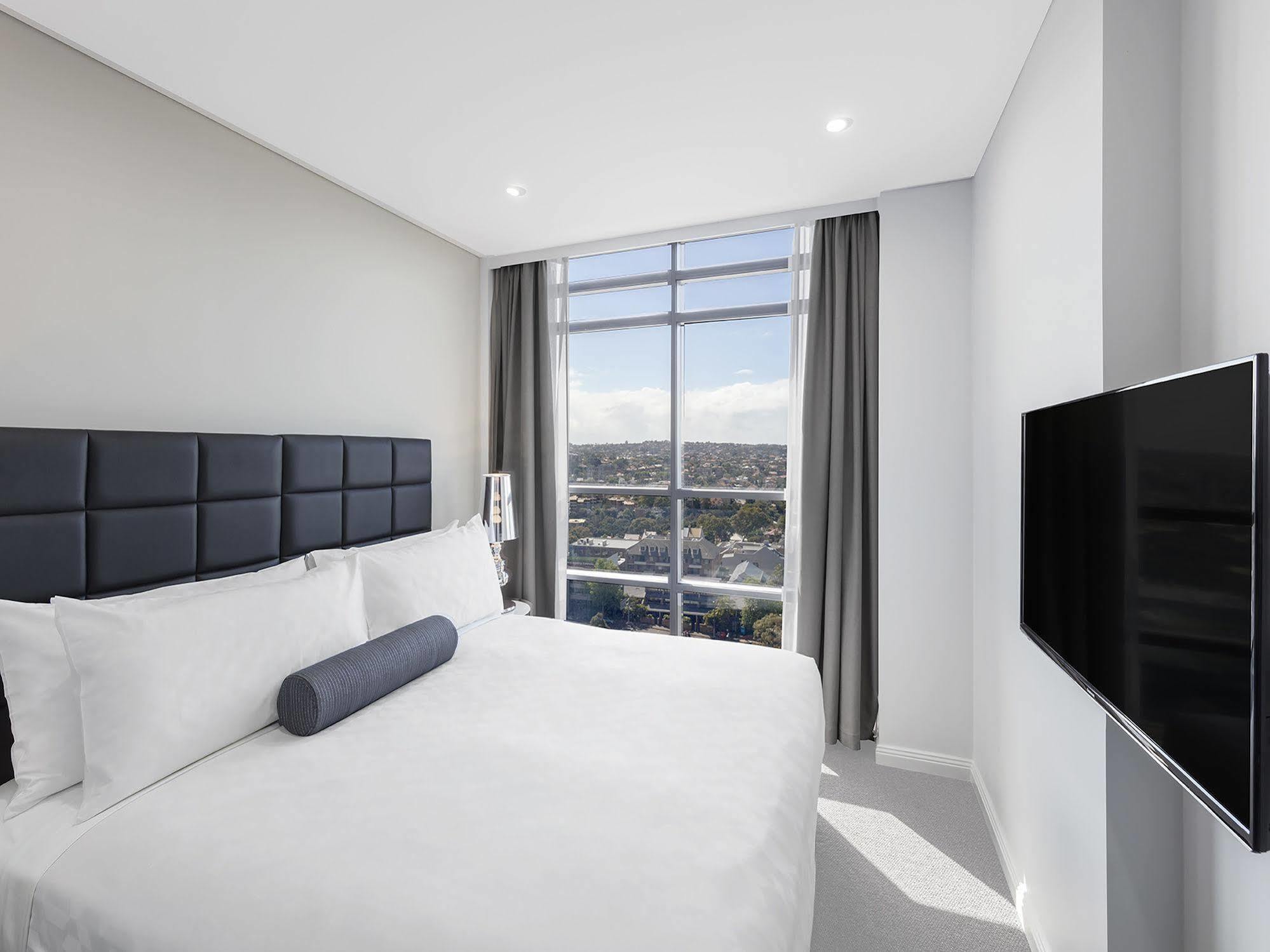 Hotel Meriton North