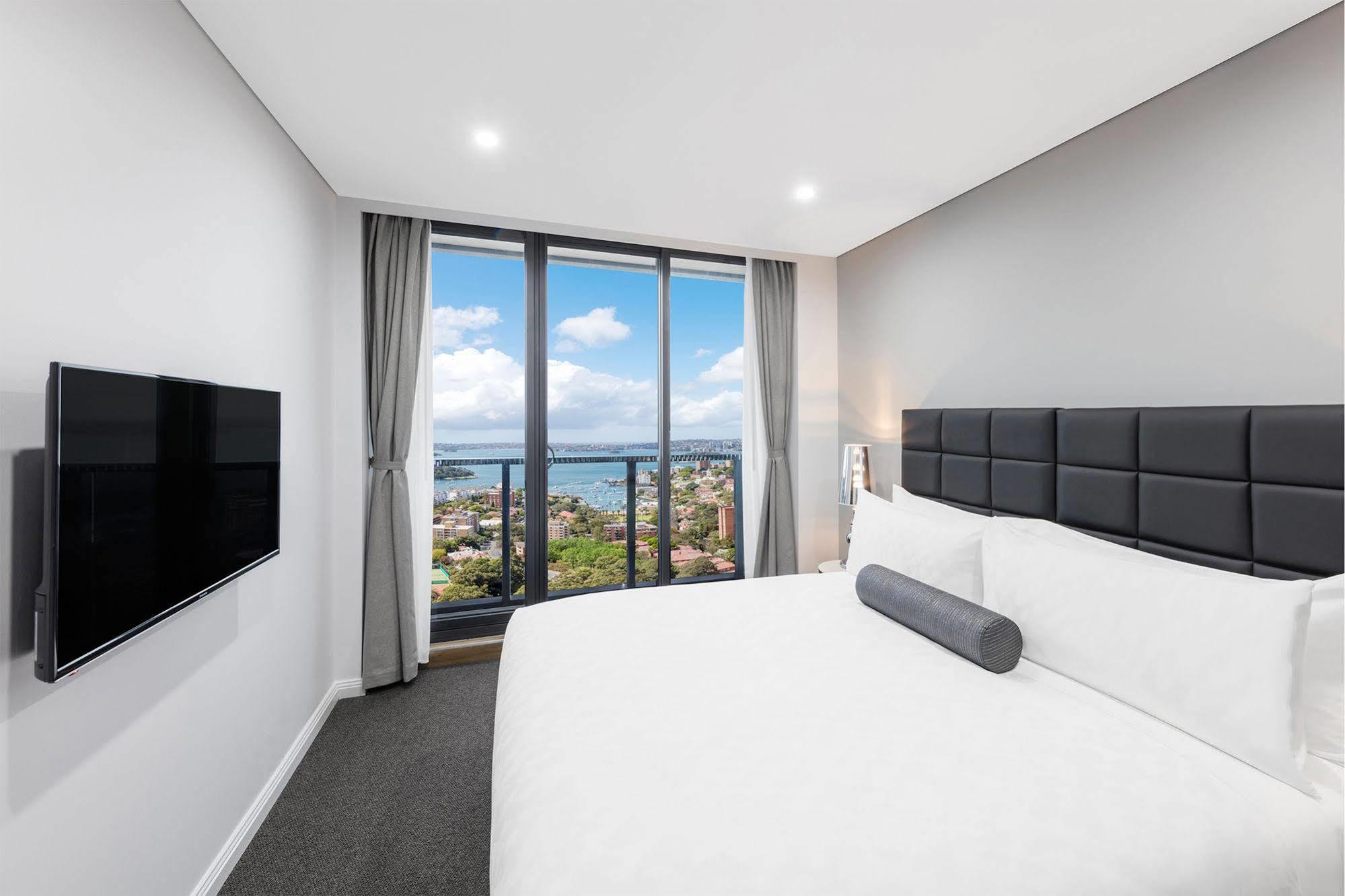 Meriton North Sydney