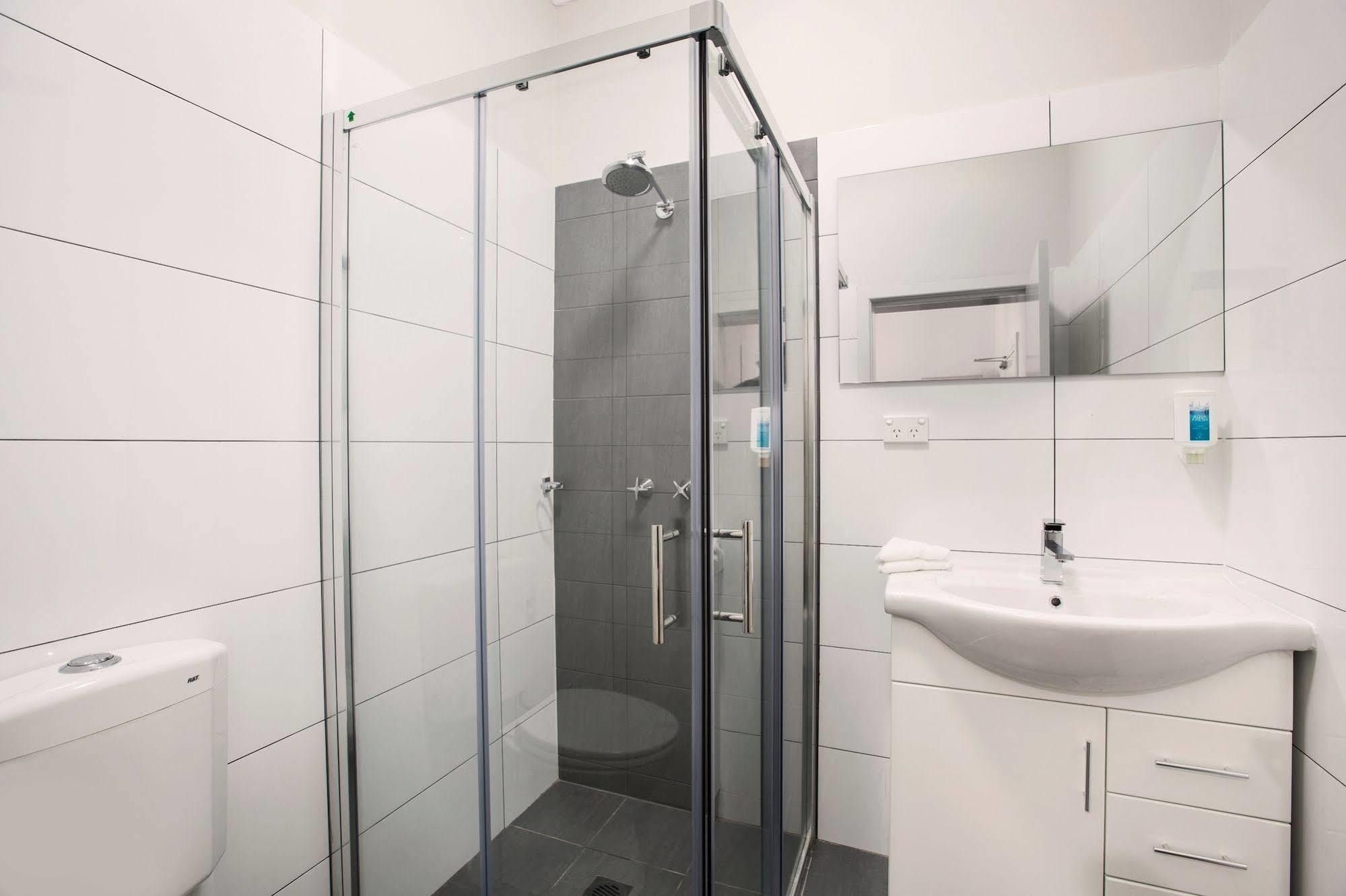 Greenacre Hotel 3*