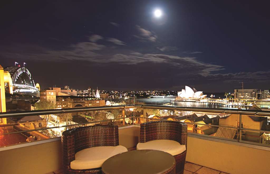 Rendezvous The Rocks Hotel