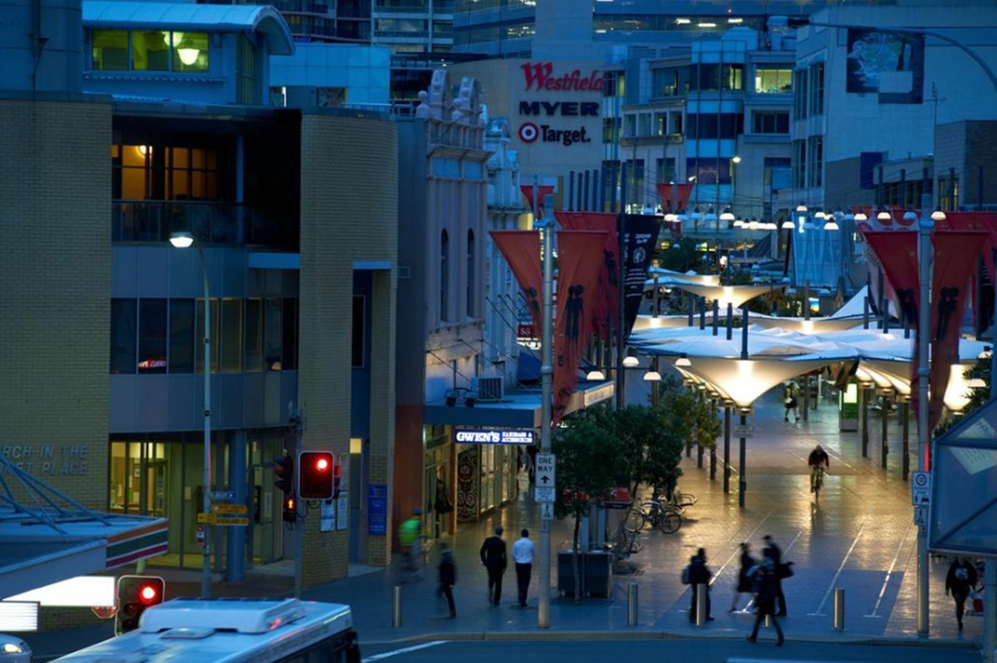 Aparthotel & Bondi Junction 4*