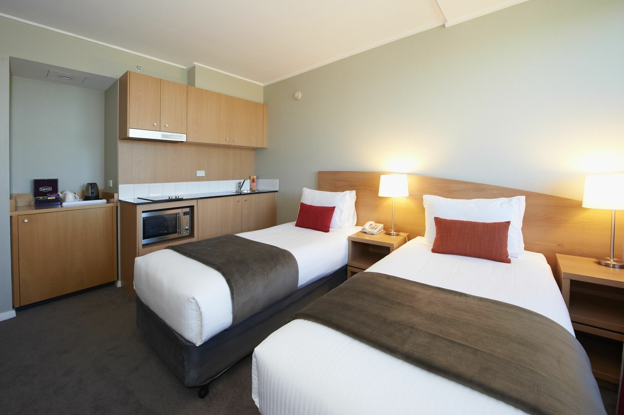 Nesuto Parramatta Aparthotel 4*
