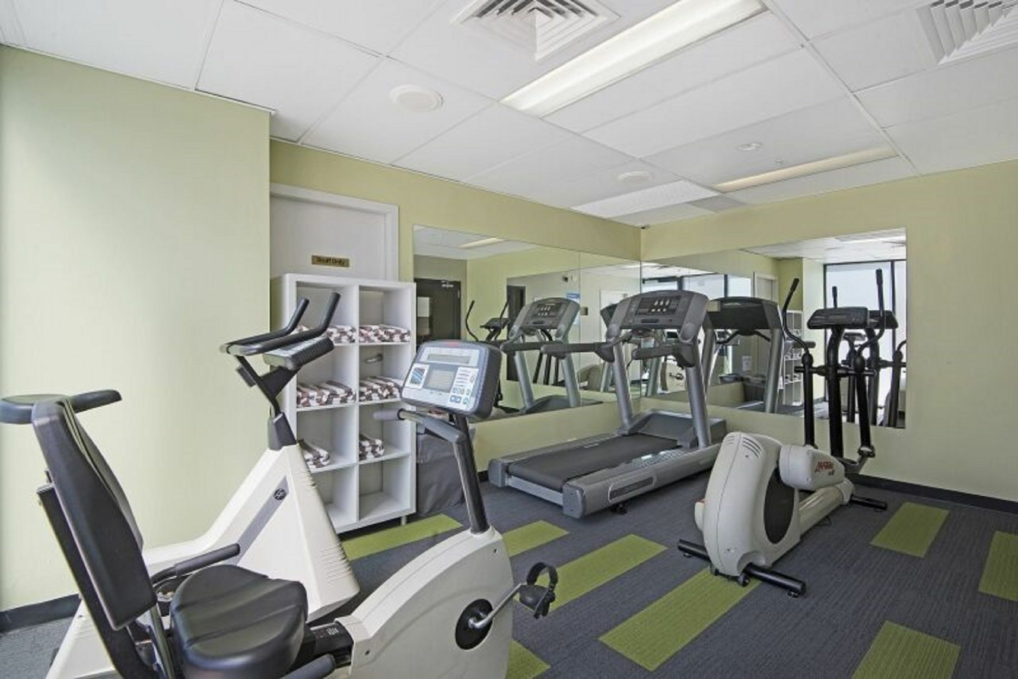 Nesuto Parramatta Aparthotel 4*