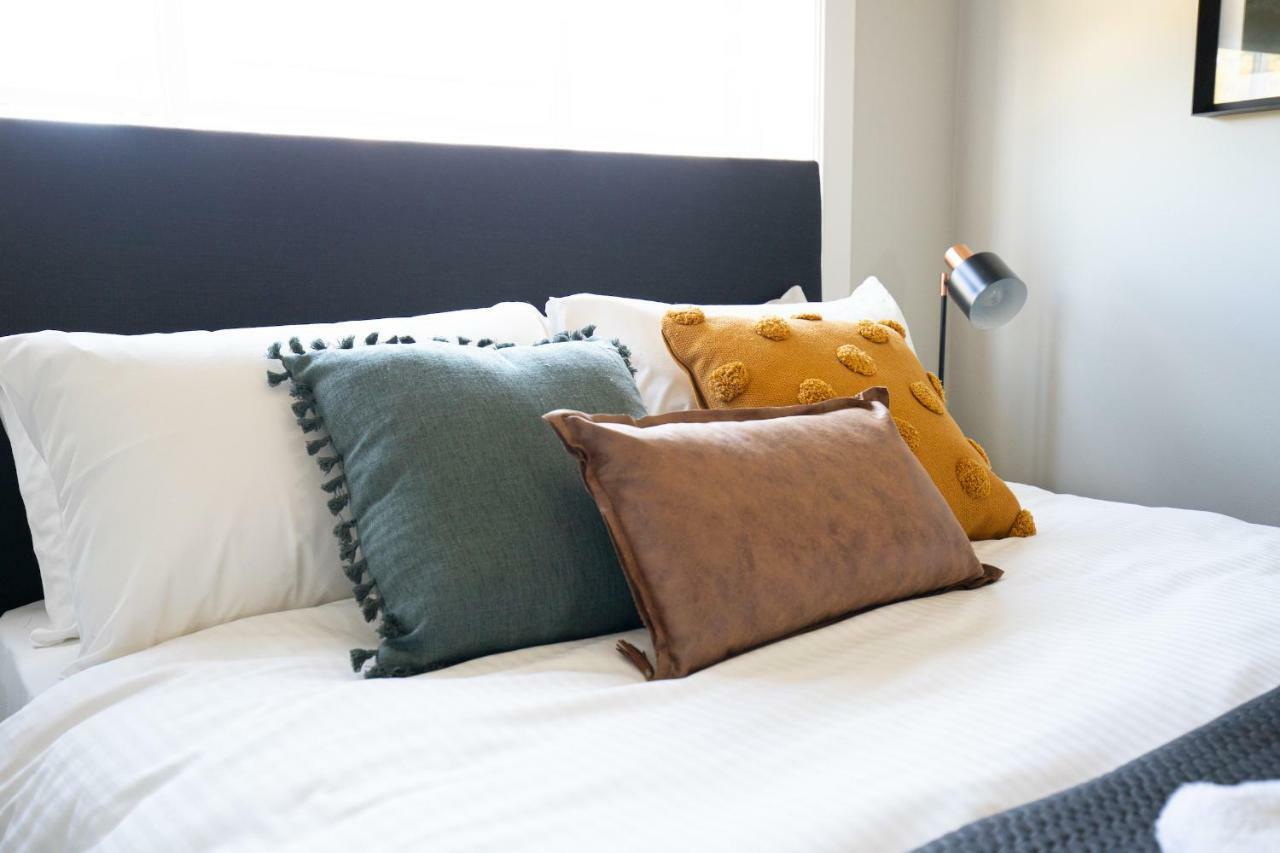Horse And Jockey Homebush 4*