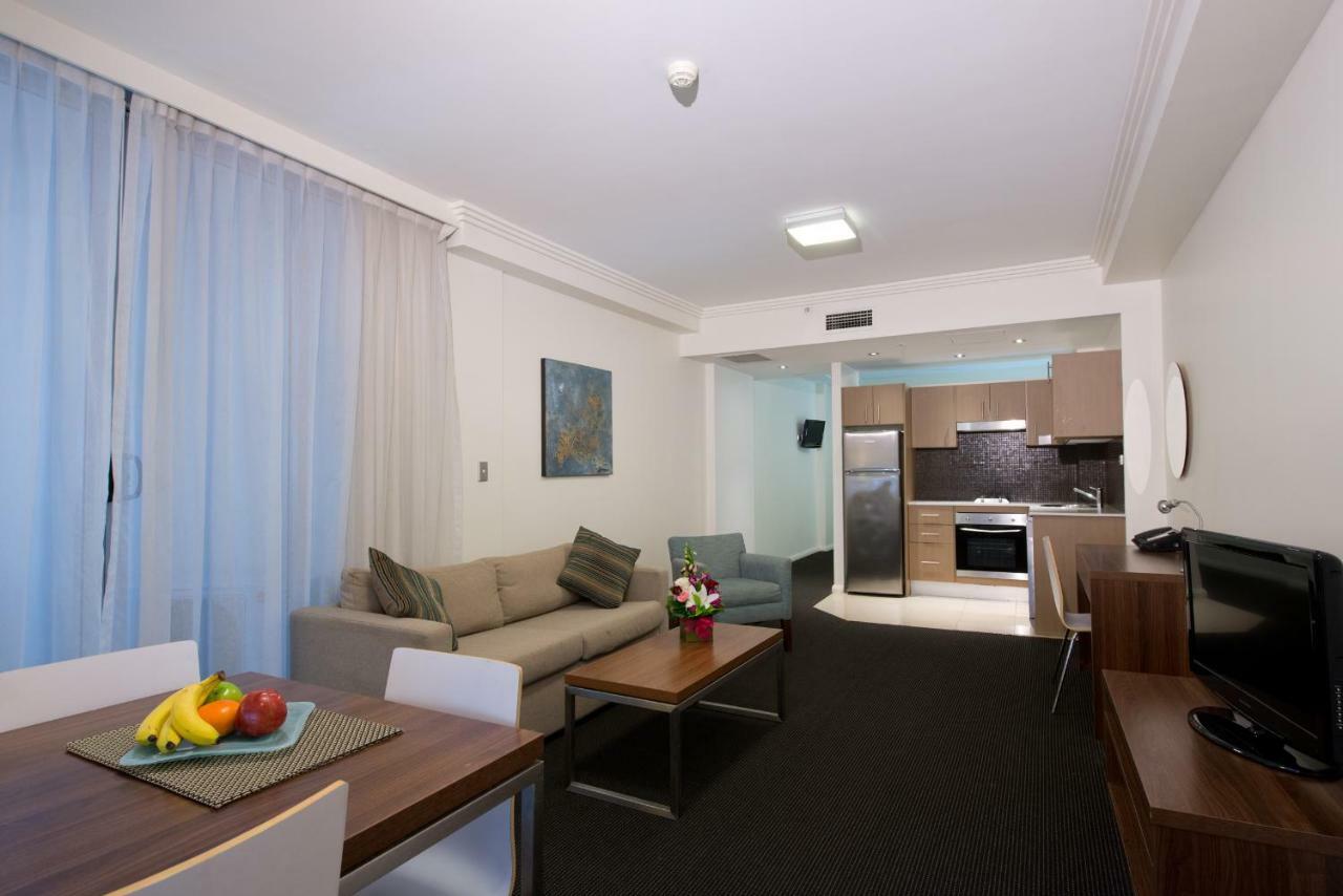 Apx World Square Aparthotel 4*