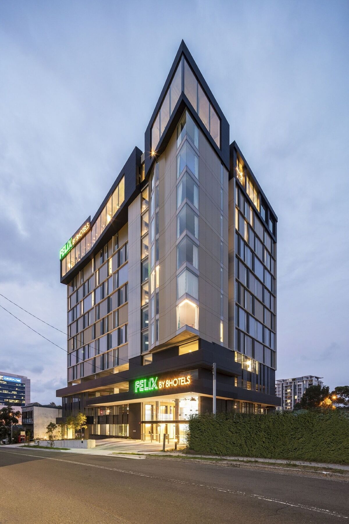 Citadines Connect Airport Hotel 4*