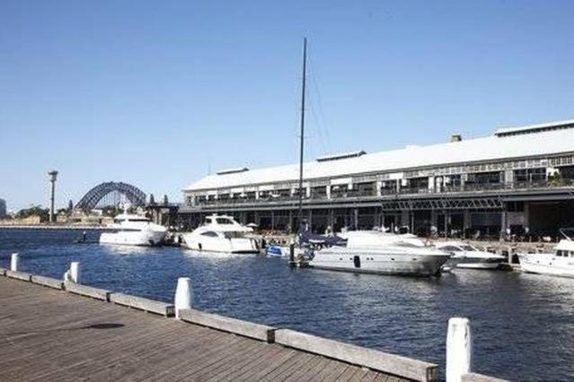 Apartment Thriving City Location, Dining Hub Sydney