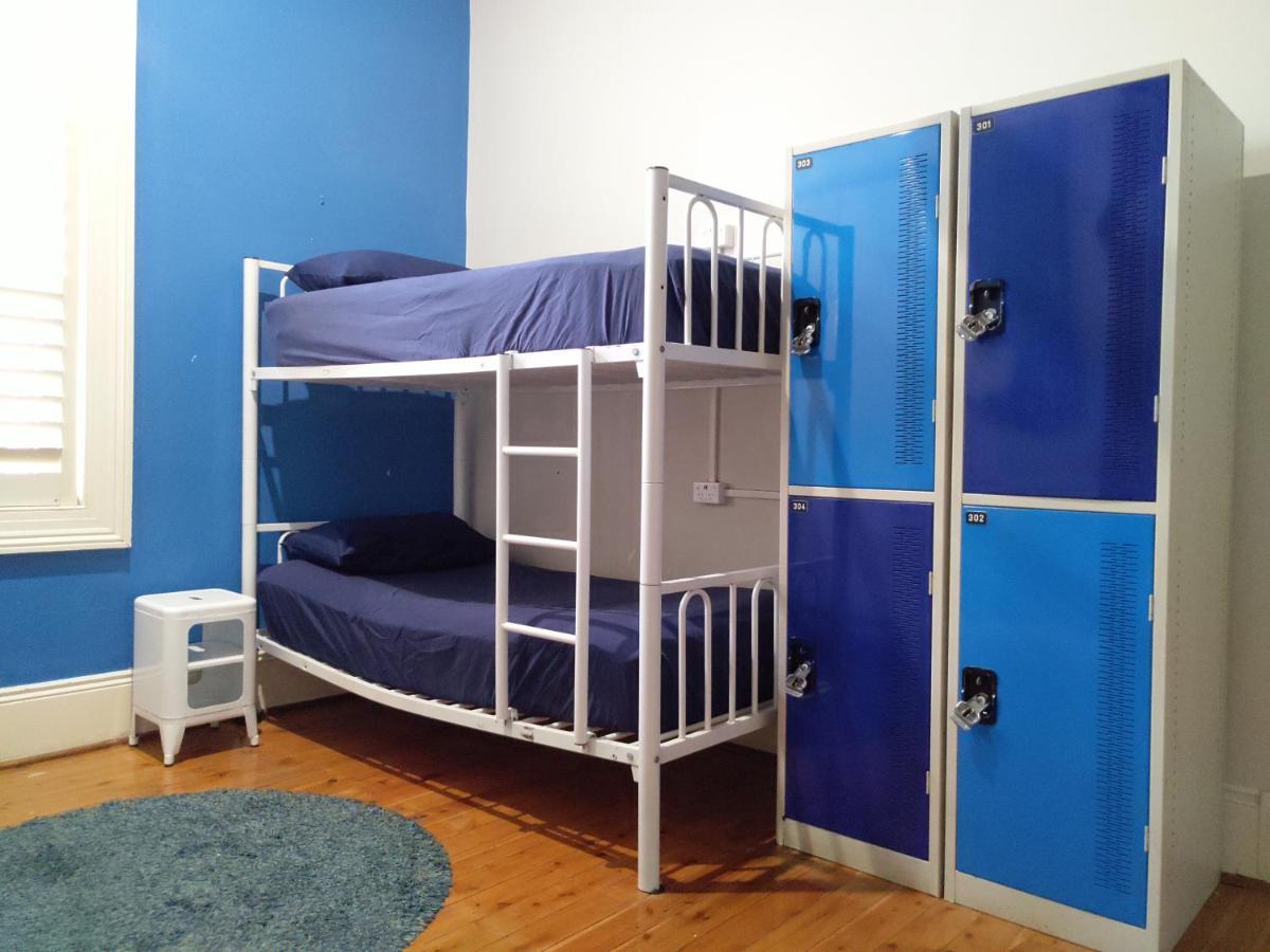 London Plane Backpackers
