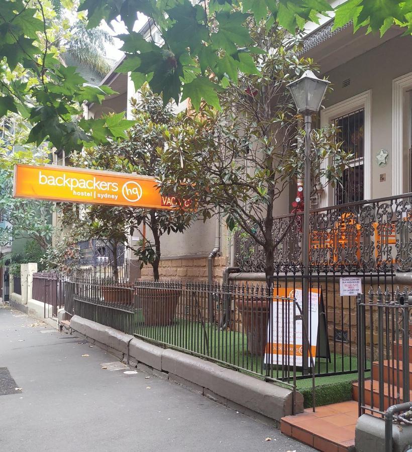 Hostel London Plane Backpackers Sydney