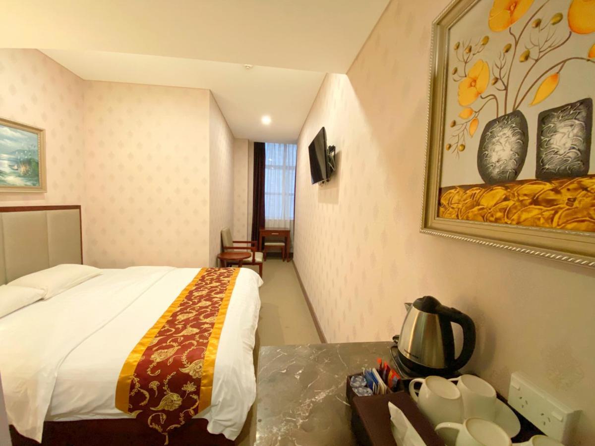 Megaboom City Hotel Sydney