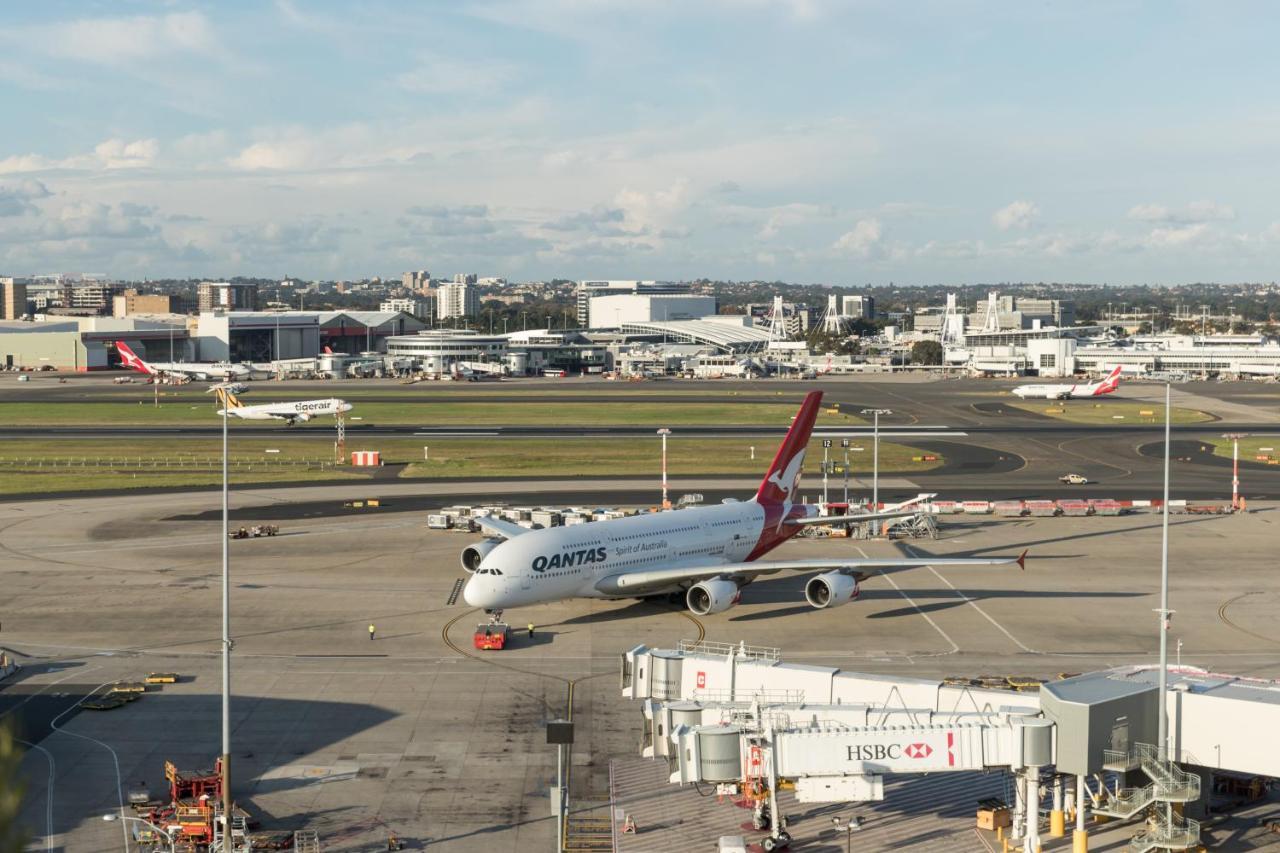 Hotel Rydges Airport
