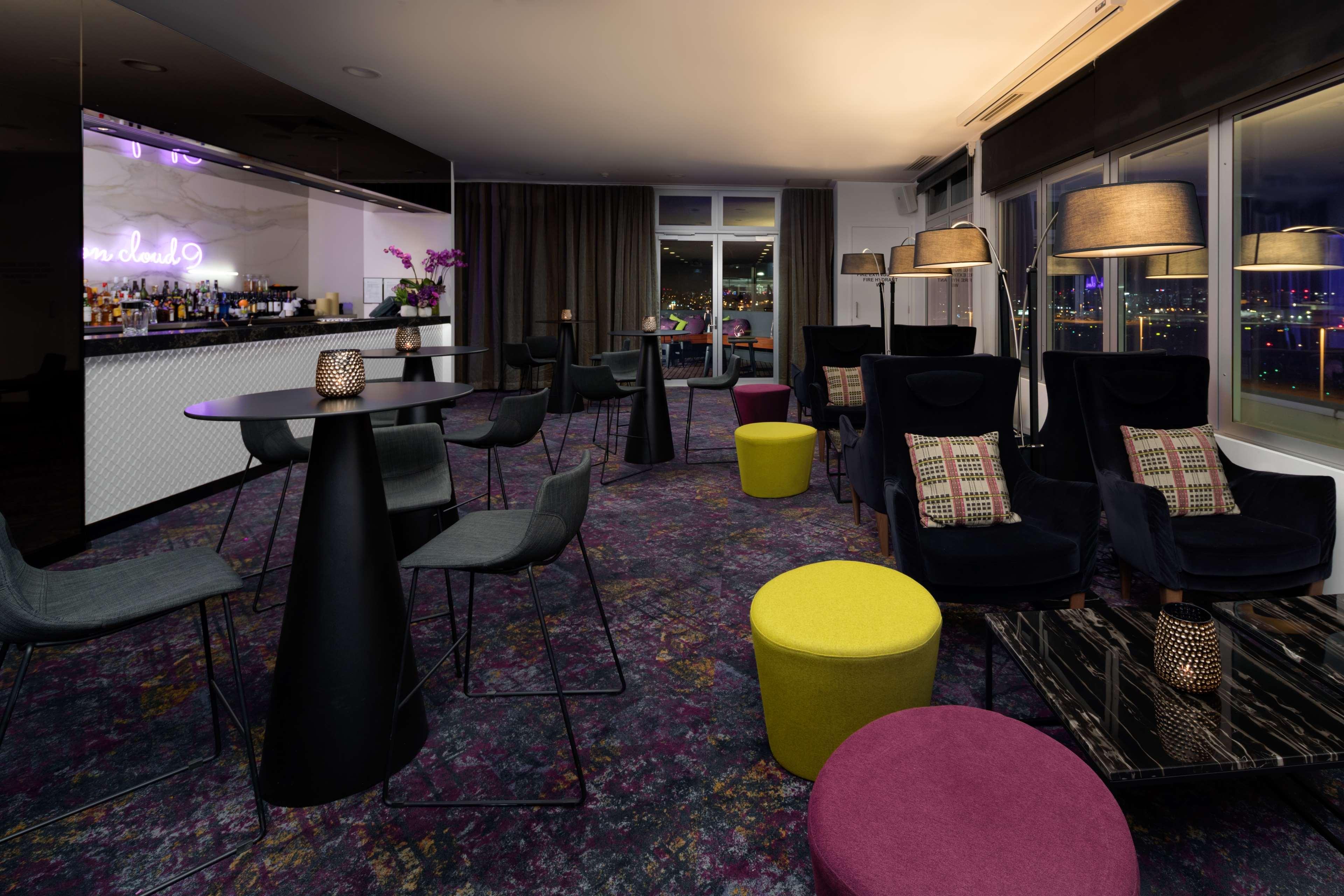 Rydges Airport 4*