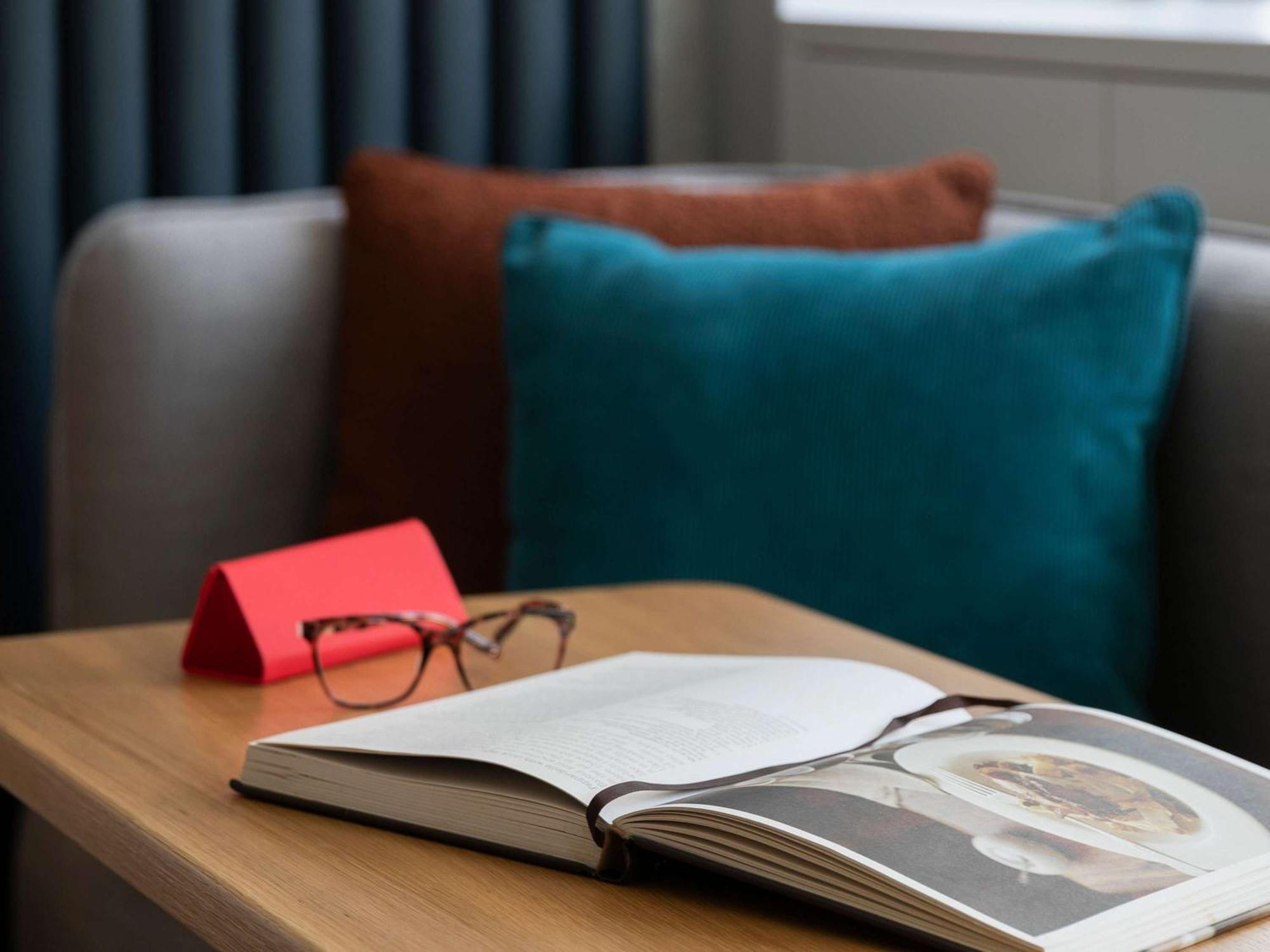 Novotel Centre Hotel 4*