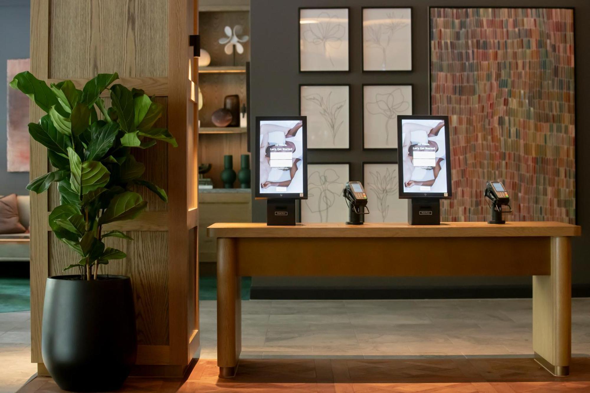 Novotel Centre 4*