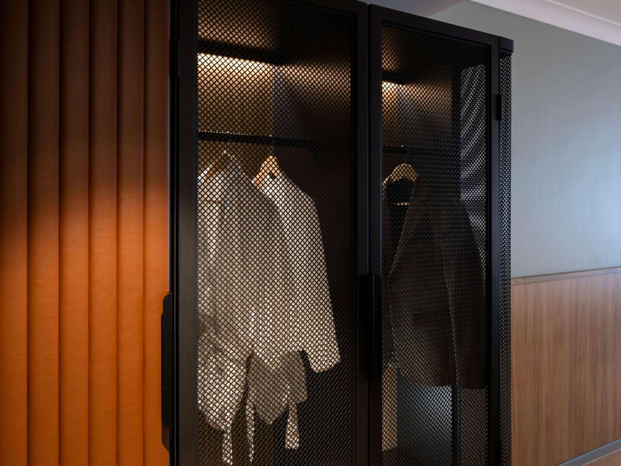 Novotel Centre Hotel 4*