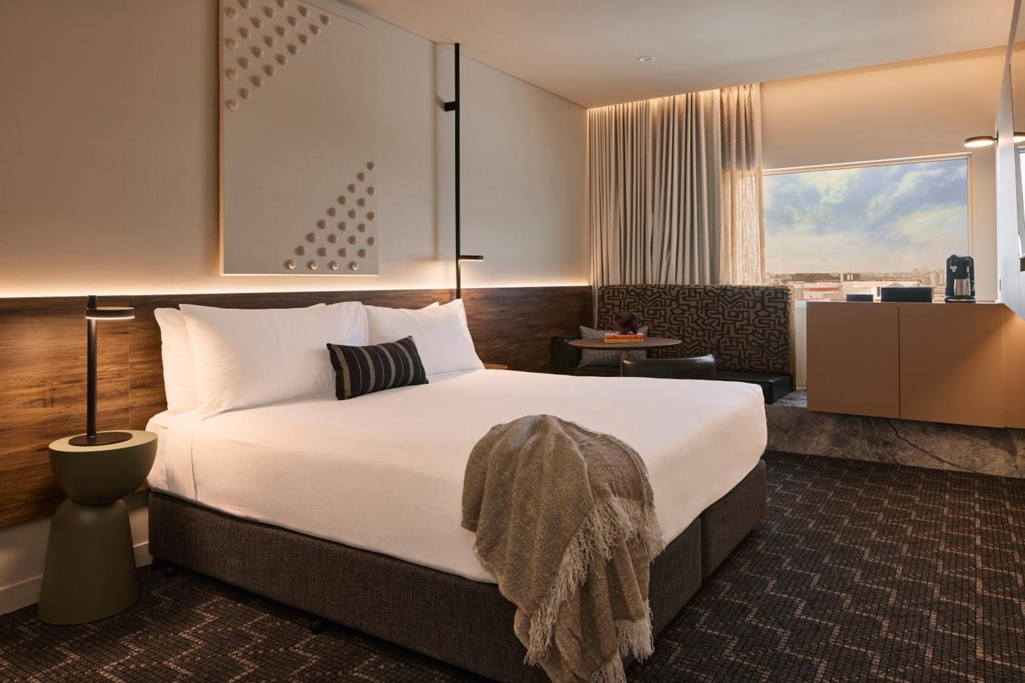 Hotel Rydges Airport