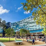Thriving City Location, Dining Hub Near Cbd