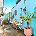 Bondi Surf Cottage