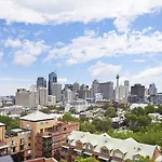 Adina Apartment Hotel Sydney Surry Hills
