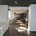 Royal Pacific Hotel