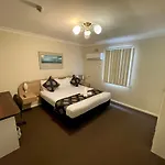The North Shore Hotel