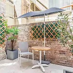 Stunning Two Bedroom In Millers Point 16 High Self- Catering