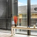 Peaceful Studio In Summer Hill