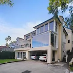 House By The Harbor