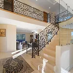House By The Harbor