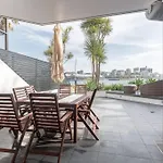 Harbourfront Oasis With Pool, Steps To Vivid And Iconic Sydney Views